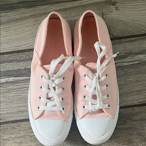 Women’s Pink Canvas Low-Top Converse with White Toe